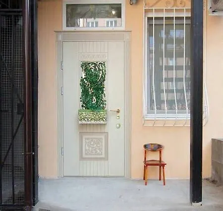 On Sadovaya アパート